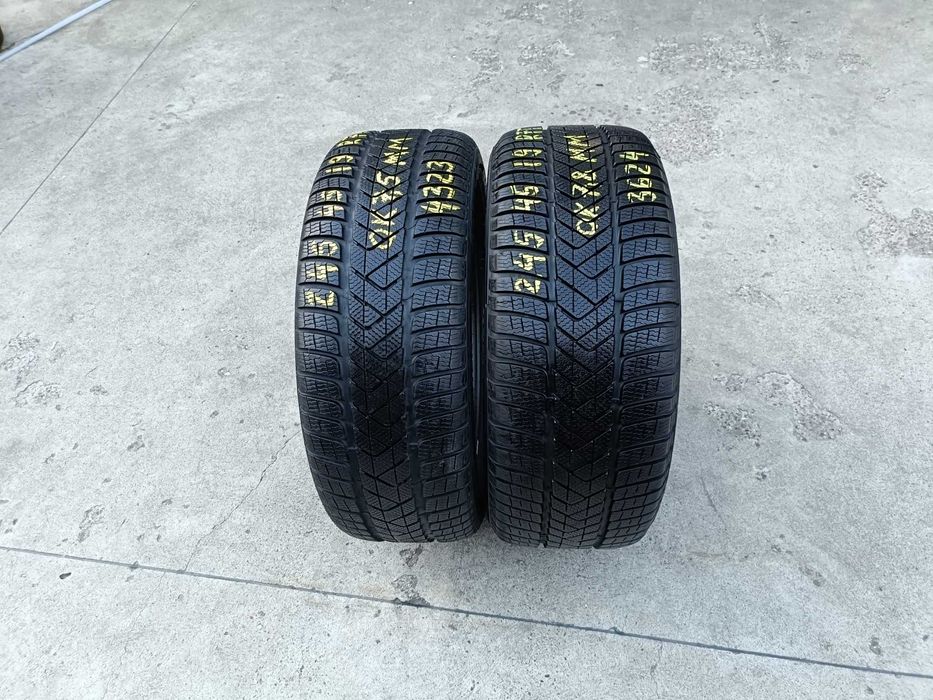 Doua anvelope iarna 245 45 19 pirelli sottozero 3 run flat profil 7,5 mm dot 2024