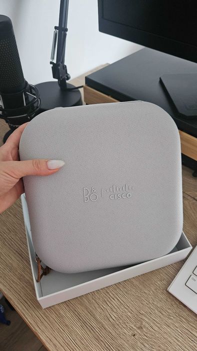 Căşti Bang & Olufsen noi