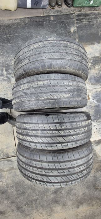 Продам летние шины R19 245/55