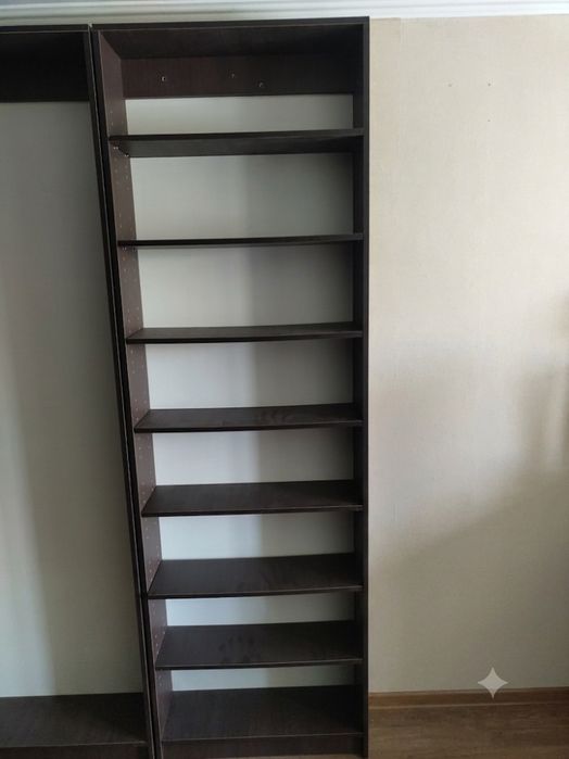 Продам книжные полки 3шт