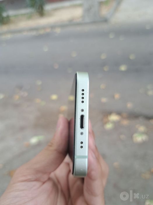 Iphone 12 mini sotiladi