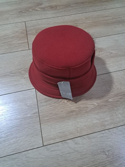 Palarie eleganta iarna dama