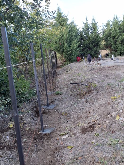 Executam garduri la cerință dumneavoastră