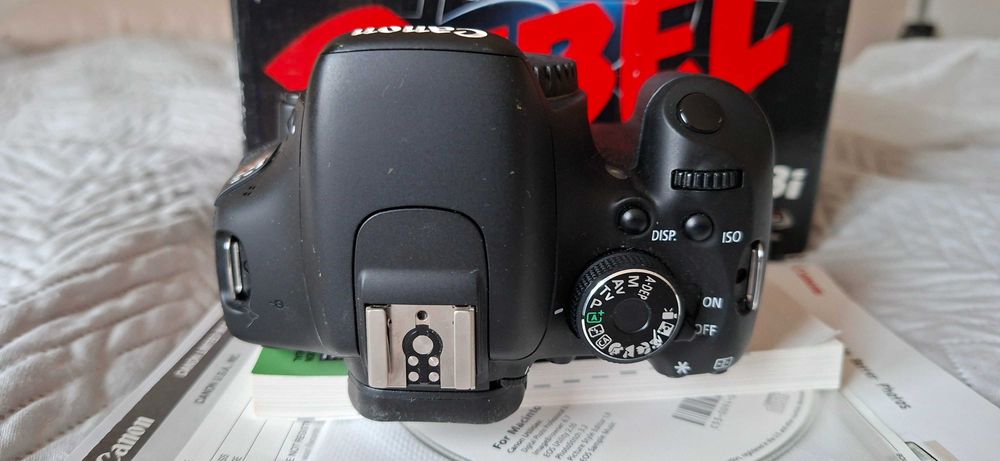 Canon EOS Rebel T3i / 600D