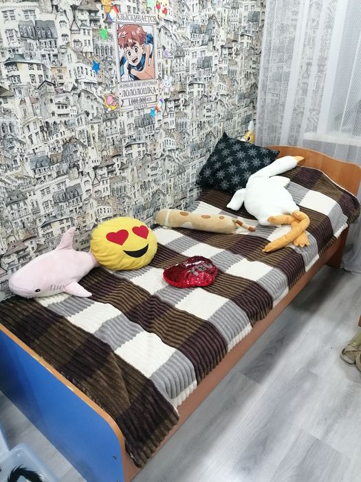 Продам мебель в детскую