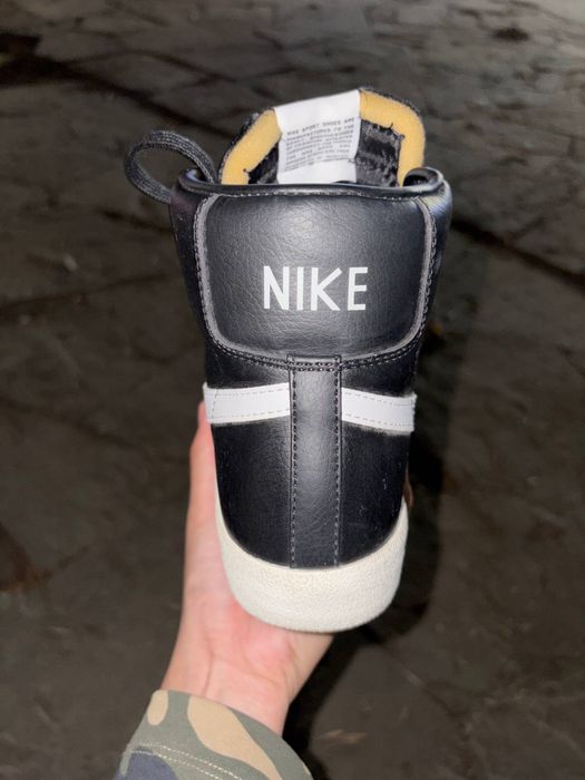 Nike Blazer Mid ’77 Vintage — чёрные