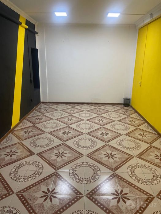 Ijaraga beriladi Mirobid tumani oybek kuchasi 44 uy 200 kv joy podval