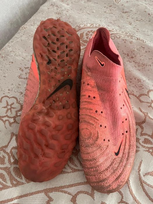 Сороконожки nike phantom gx