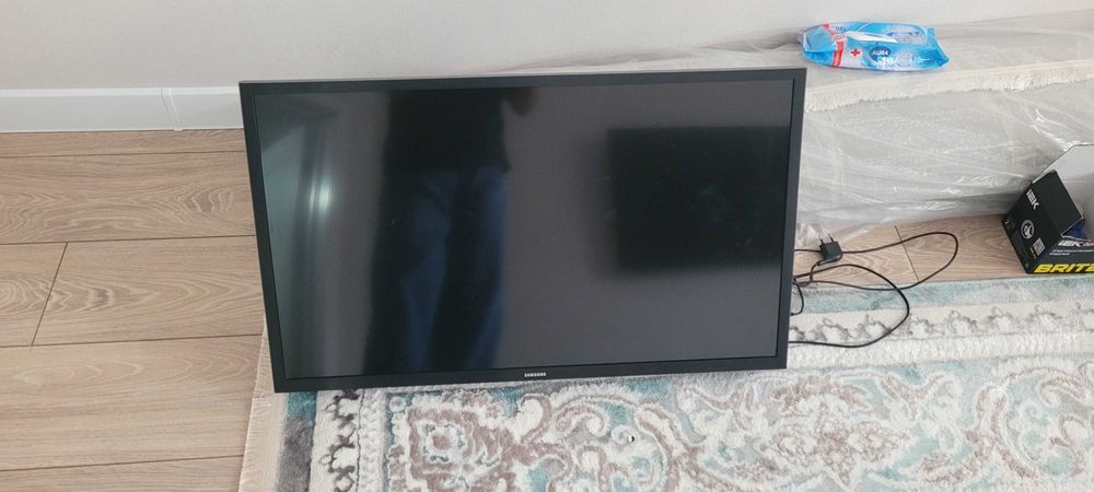 Продам телевизор Samsung