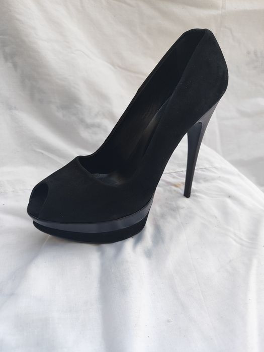 Брендовая, кожаная обувь