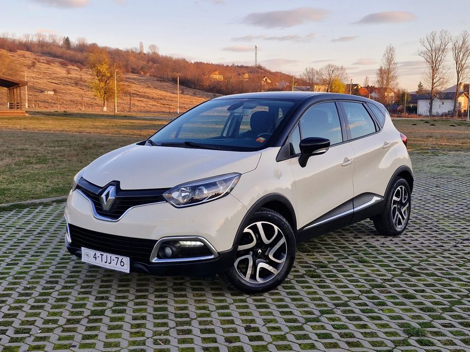 Renault Captur / 2015 / 0.9 Benzina 90cp / Euro 6 / Navi / Clima / Xenon / Cameră /