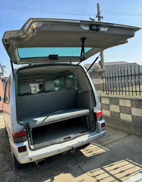 Volkswagen T4 Multivan 2.5 TDI AXG 6