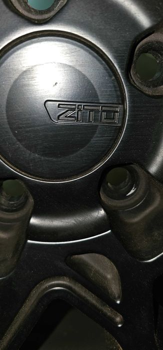 Продавам оригинални гуми continental И Джанти Zito