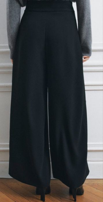 Черен панталон Zara