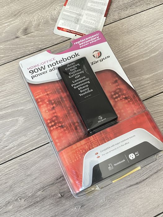 Targus 90W Notebook Power Adapter