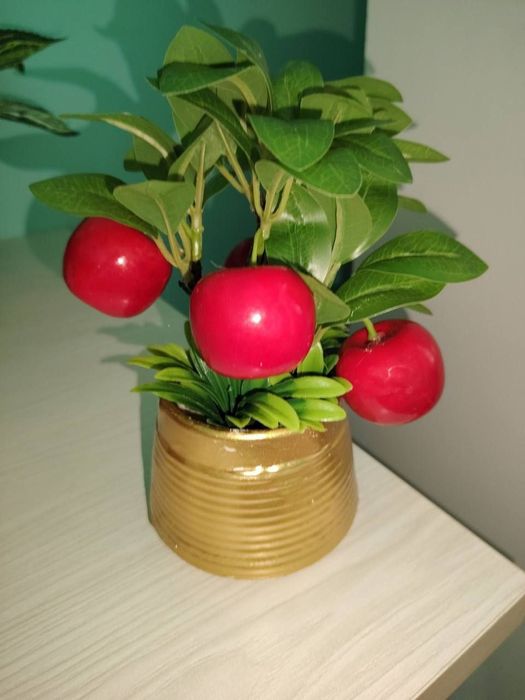 Oftobda rangi oʼchmaydigan uylar va  sovgʼauchun sunʼiy gullar