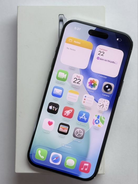 iPhone 17 Air Blue 100% battery