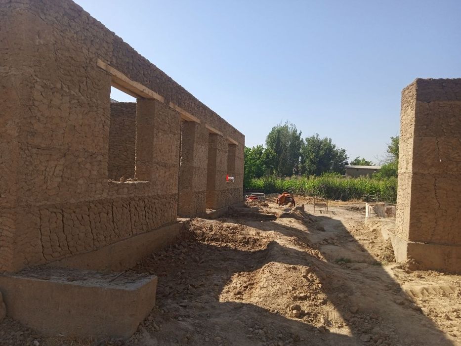 Uchaska sotiladi 8 sotix Chinoz