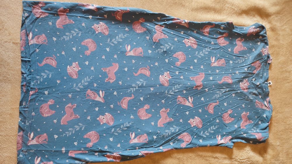 2 rochii pentru alăptat