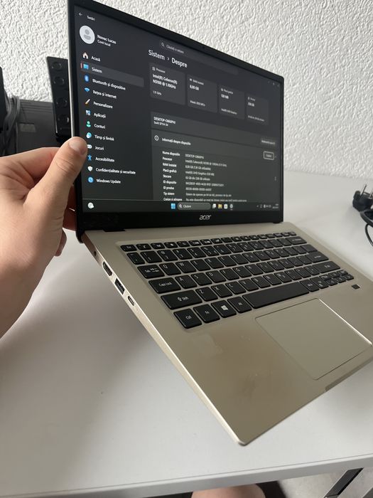 Vand Laptop Acer + Volan cu pedale