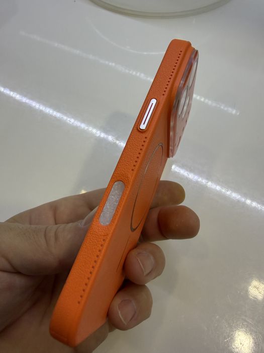 Калъф за iPhone 17 pro, нов.