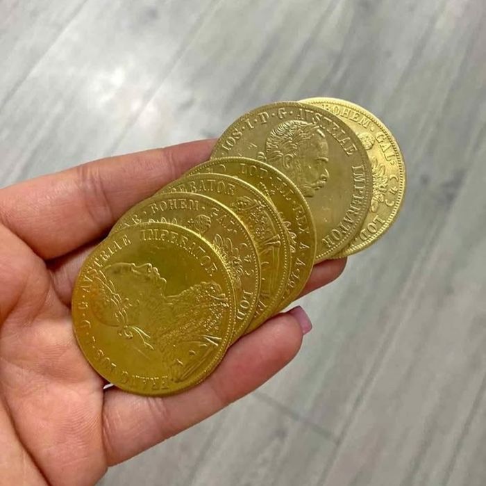 Vand Galbeni țigănești placati cu aur de 24k