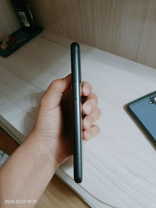 Samsung s21fe с каробкой