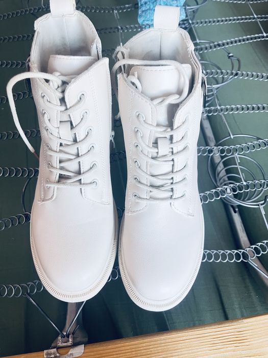 Продаю осений ботинка р 37