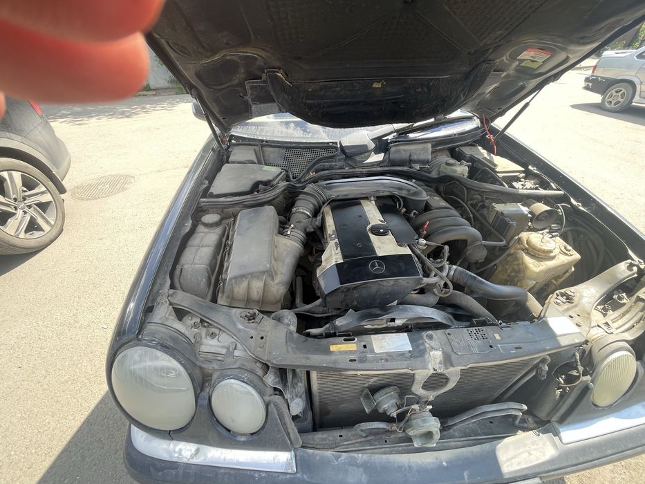 Продам мерседес w210