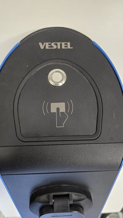 Зарядна станция VESTEL 22kW/32A с контакт тип 2