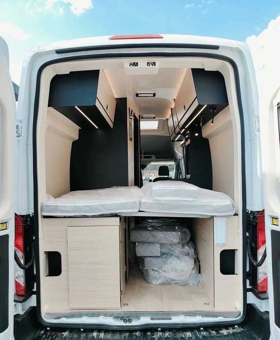 Autorulote Ford Van,165 CP,AUT,4 loc,3 dormit,Posibil factura externa!