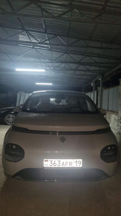 Продам электроавтомобиль 2023 года