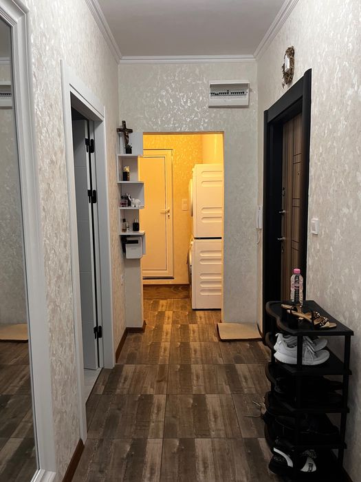 Продава се Двустаен апартамент в Бургас, Меден рудник - зона В - 72 кв.м за 2223 €/кв.м - Снимка #4