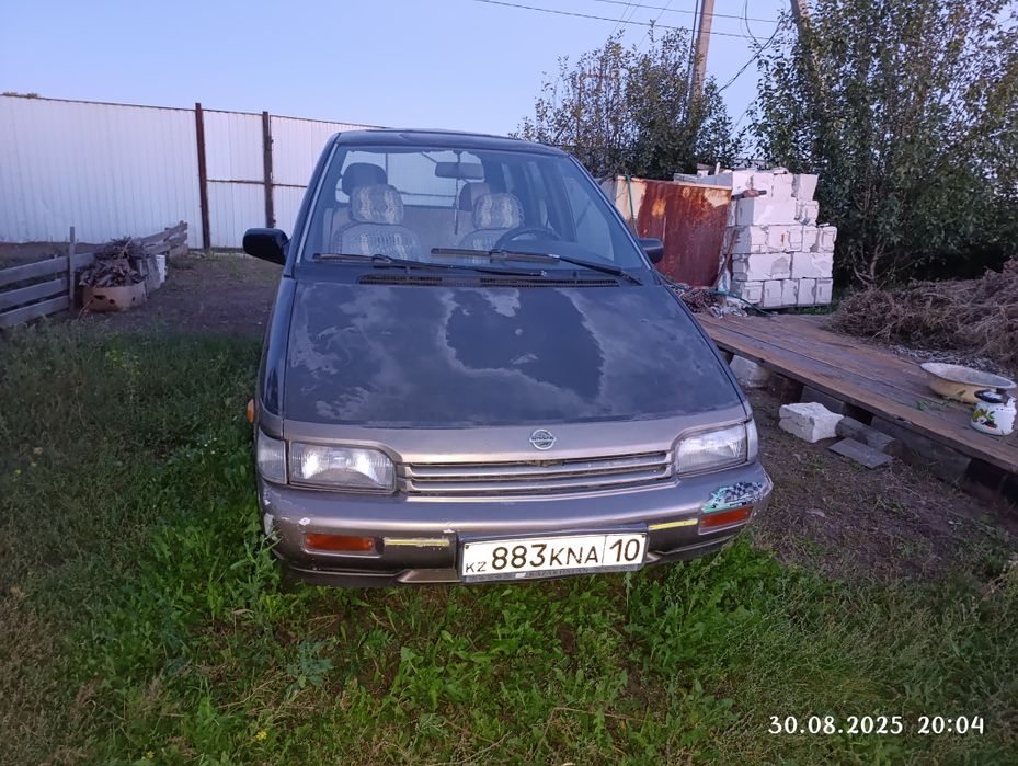 Ниссан Прерия 94г.