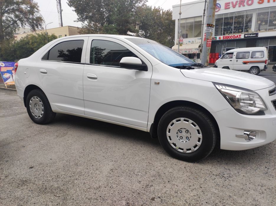 Naqd yoki bank orqali