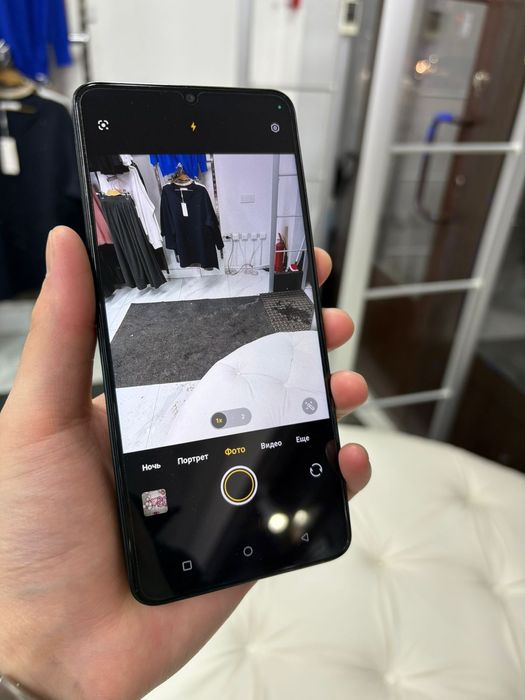 Новая Vivo Y04 4/64gb