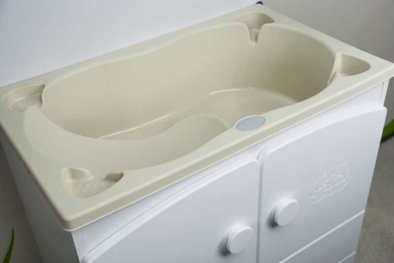 Детски скрин с вана