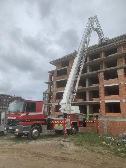 Автовишка 32 метра под наем