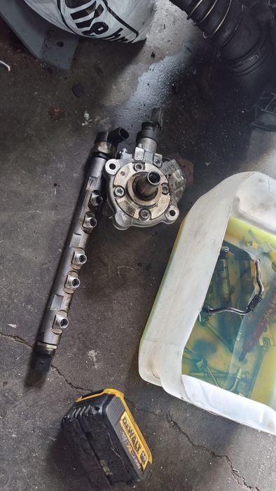 Горивна система ГНП Дюзи Дюза N47 BMW 2.0d 177 кс помпа 120d 320d 520d