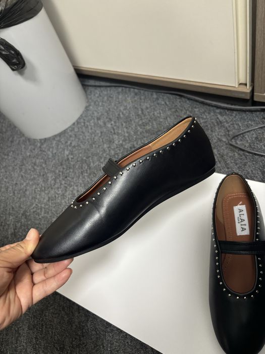 Продам женские балетки