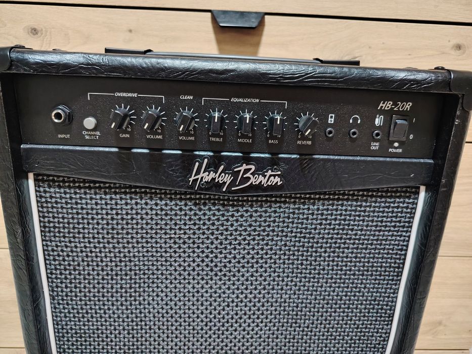 Amplificator chitară Harley Benton 20 R