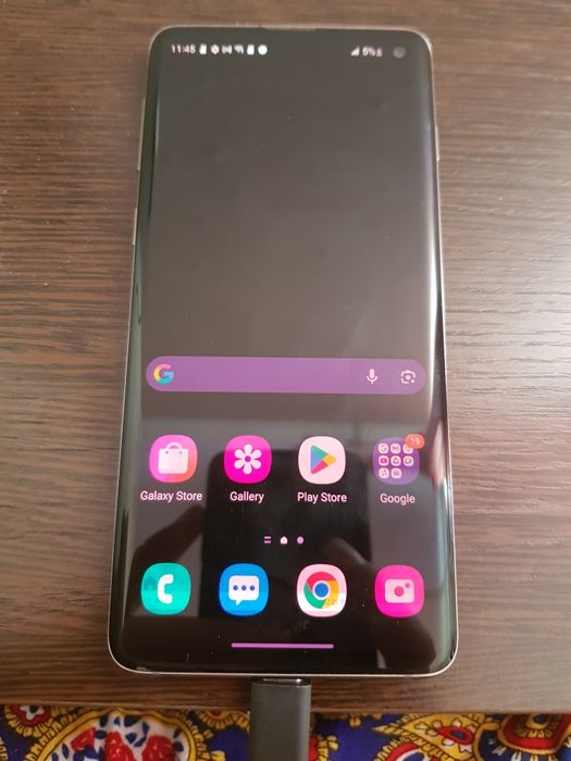 Продам samsung s10