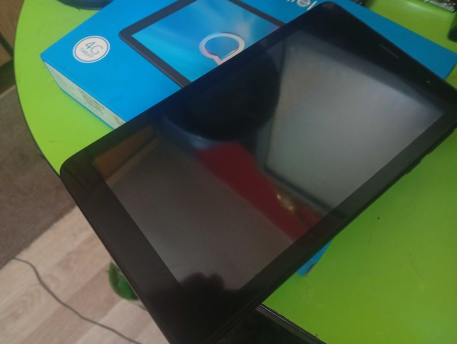 Таблет Alcatel 1T7 4G