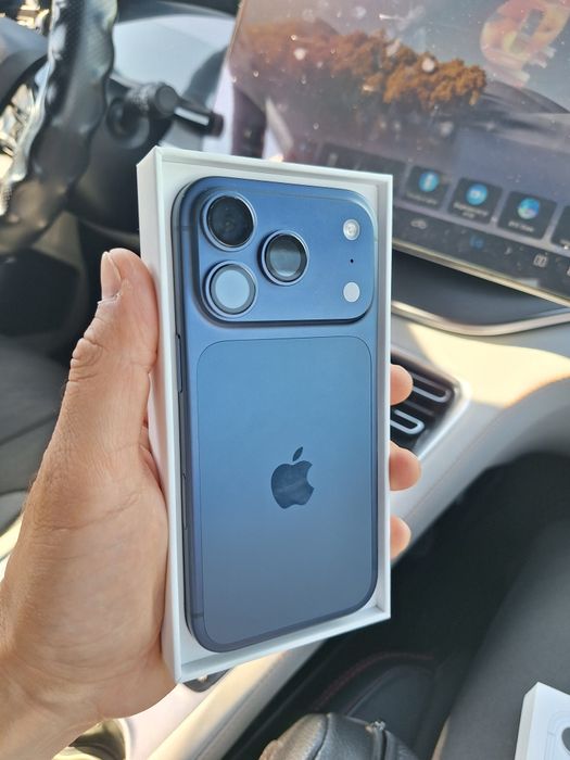 17 Pro 256Gb Blue 100% в идеале! Sim + e sim