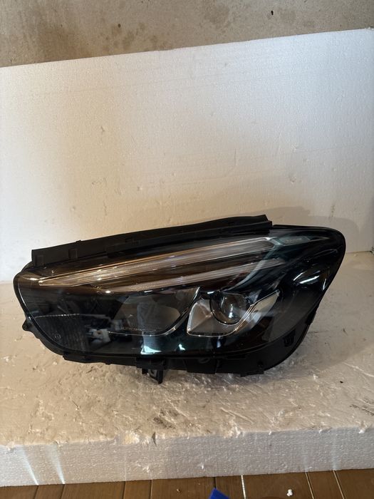 Фар Mercedes GLA W247