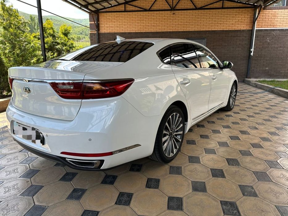Продам машину Kia K7 2017 год, автомат