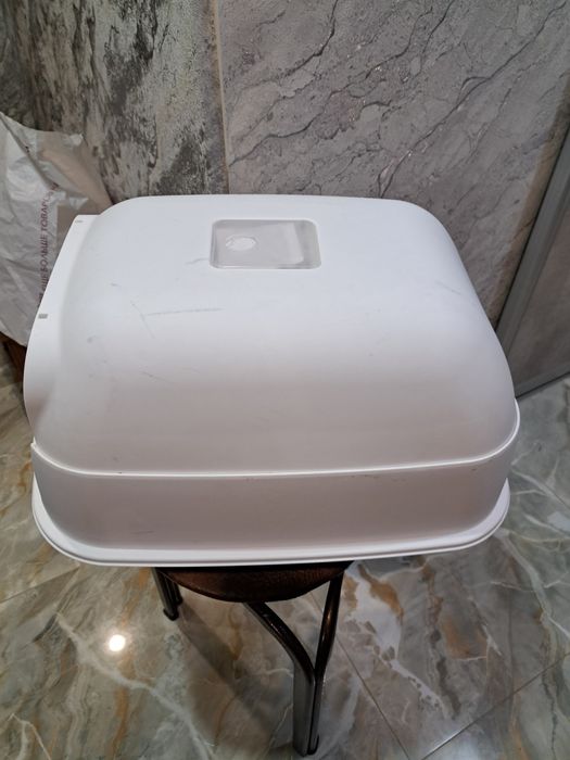 Лоток для кошки.