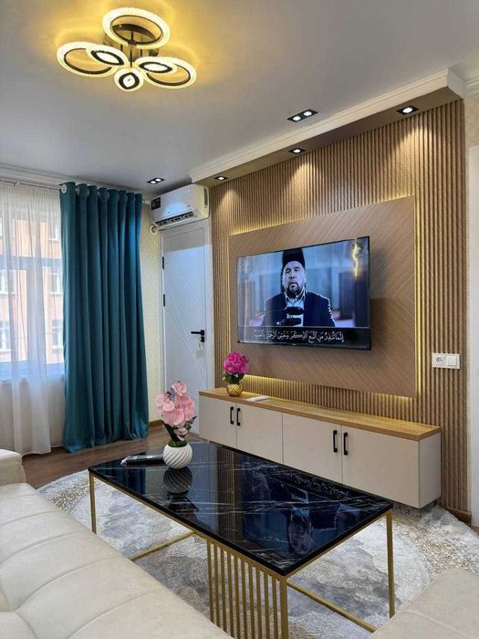 Квартал-6 Кирпич 1в2/3/4 балкон 1,2/3 Ориентир Парус