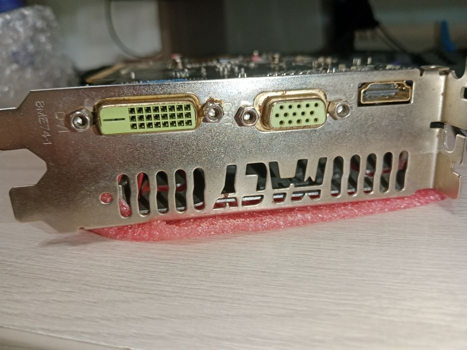 Продам gtx 750 1 gb срочно