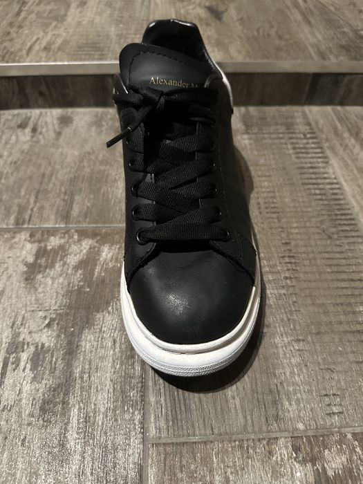 Alexander Mcqueen
